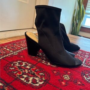 Open toe black heel
